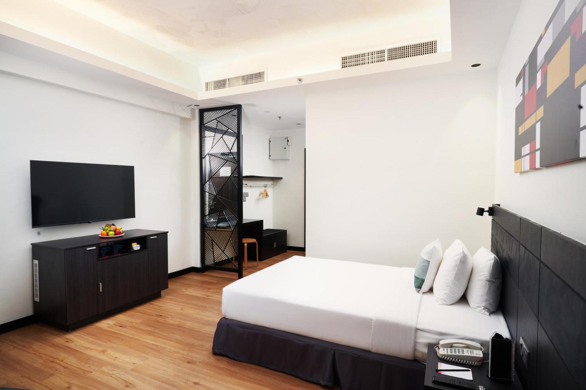 Bespoke Hotel Puchong Exterior photo